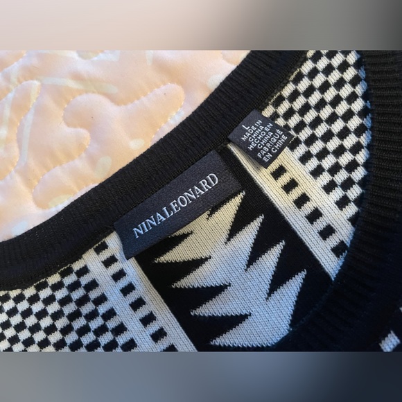 Nina Leonard Black White Geometric Print Sweater Dress NWT Size Large - Picture 8 of 9